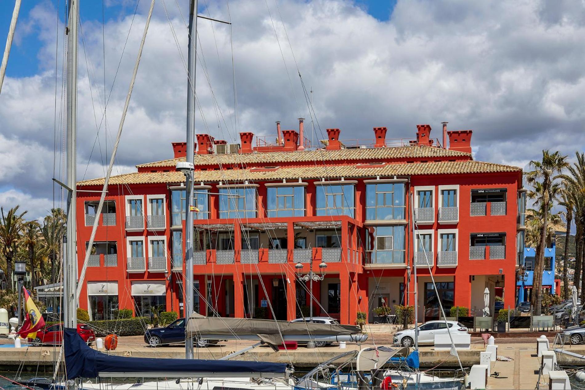 Hotel Mim Sotogrande Club Maritimo Экстерьер фото