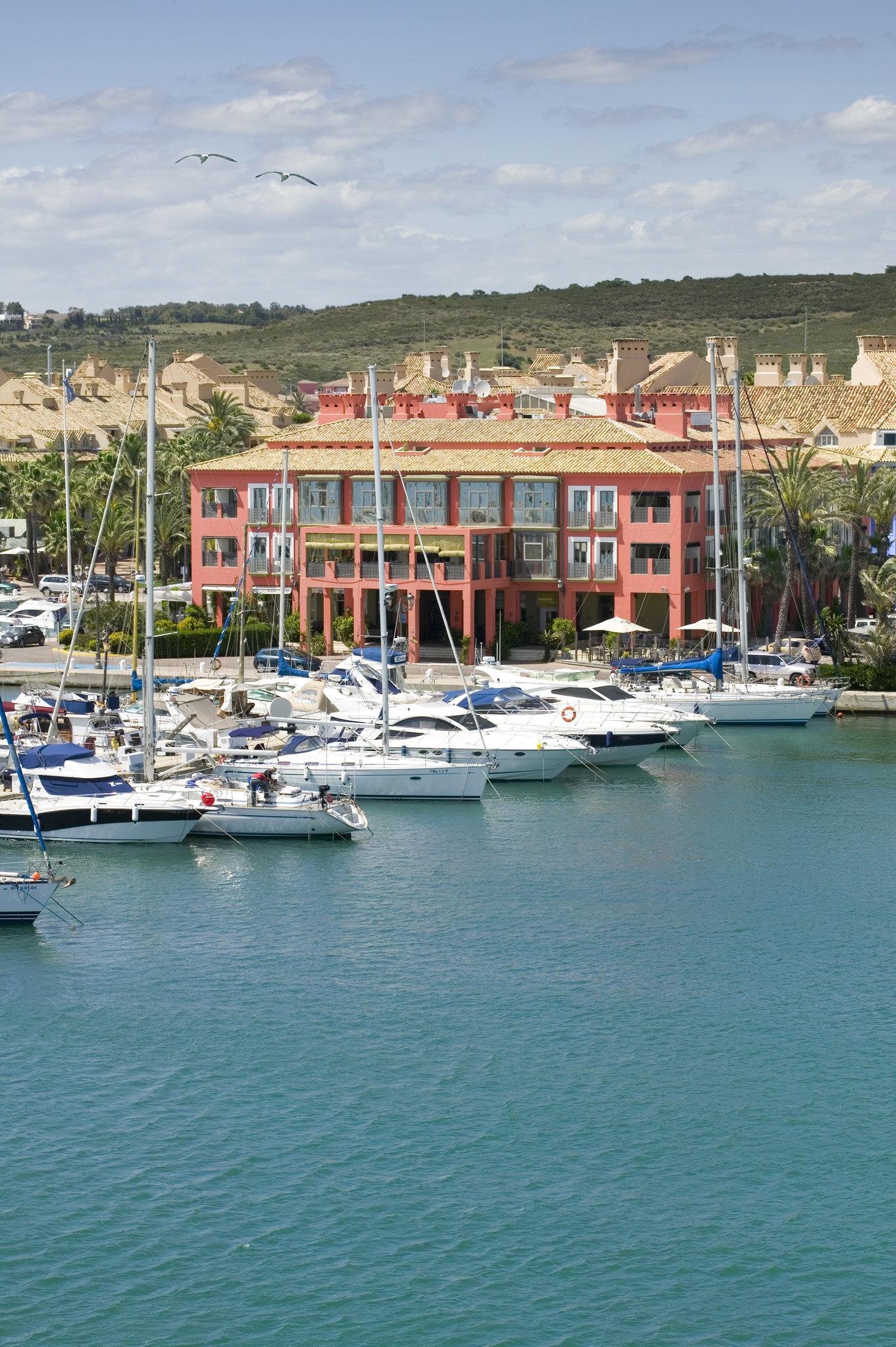 Hotel Mim Sotogrande Club Maritimo Экстерьер фото